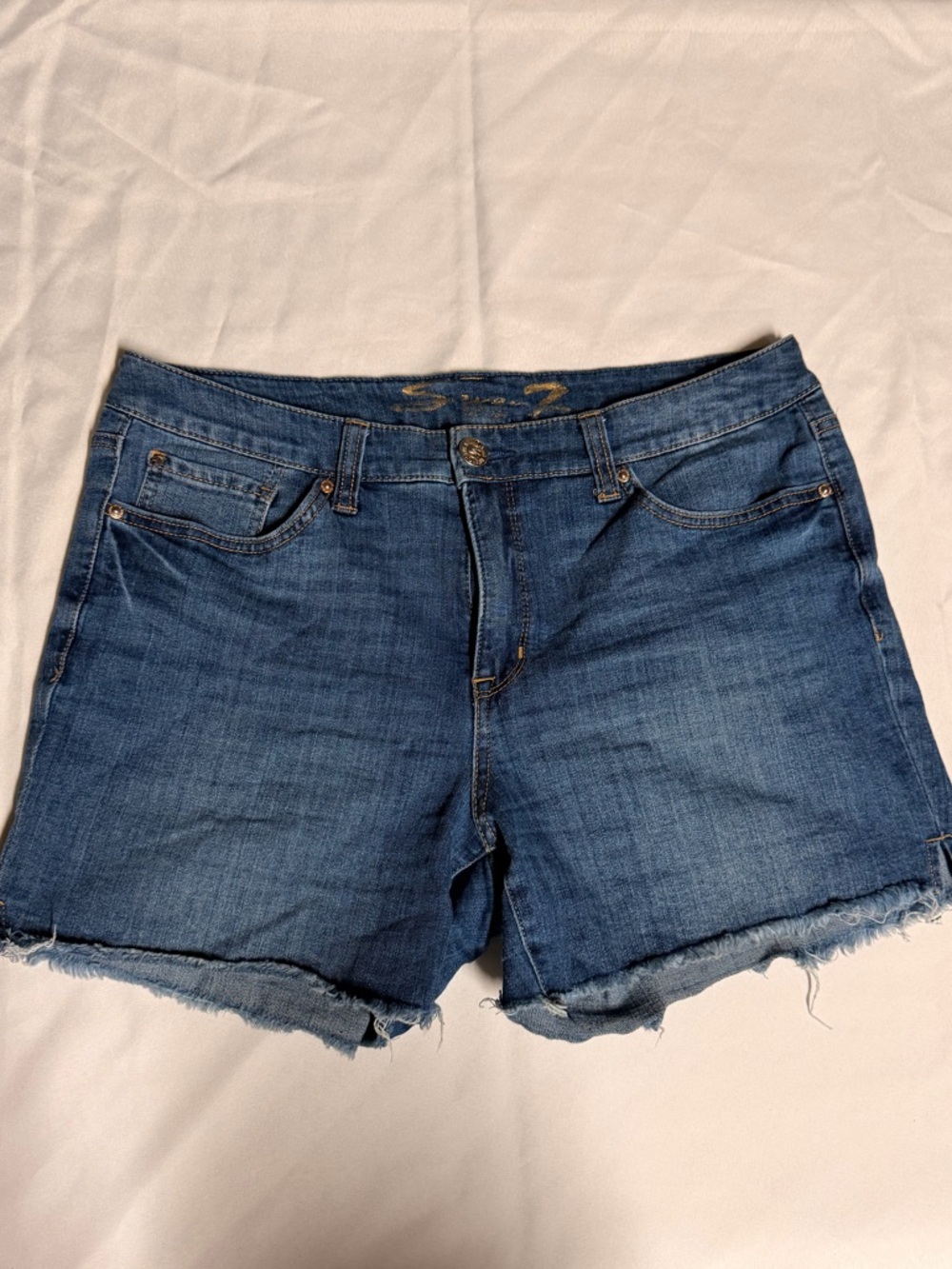Seven7 Blue Denim Frayed Hem Women's Shorts